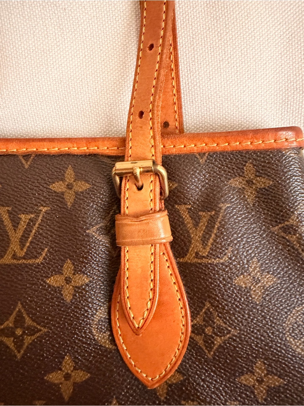 Louis Vuitton Monogram Canvas Bucket Tote in Brown and Tan - Picture 3 of 5
